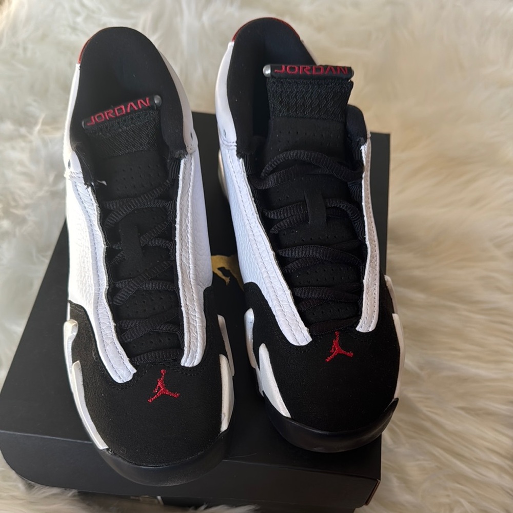 NWOT Air Jordan 14 Retro (GS) White/Varsity Red-Black